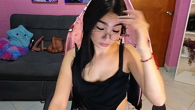 Snapshot of keity_moon chatting on January 2026 02:44:01 PM keity moon online show from January 2026 02:44:01 PM