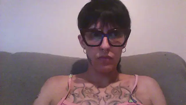 Snapshot of nickfxx chatting on March 2026 03:17:01 AM nickfxx online show from March 2026 03:17:01 AM