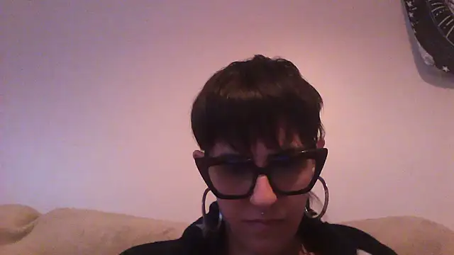Snapshot of nickfxx chatting on May 2026 11:36:01 PM nickfxx online show from May 2026 11:36:01 PM