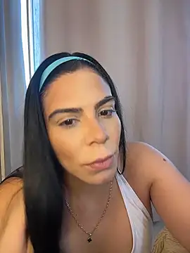 valecruz903 online show from February 2026 10:00:02 PM