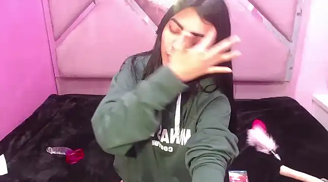 IsisRouse online show from January 2025 07:31:02 AM