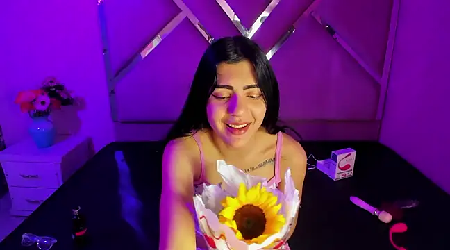 IsisRouse online show from March 2025 07:01:02 AM