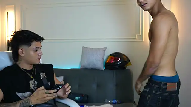 Paradise boy s online show from January 2025 11:40:02 PM