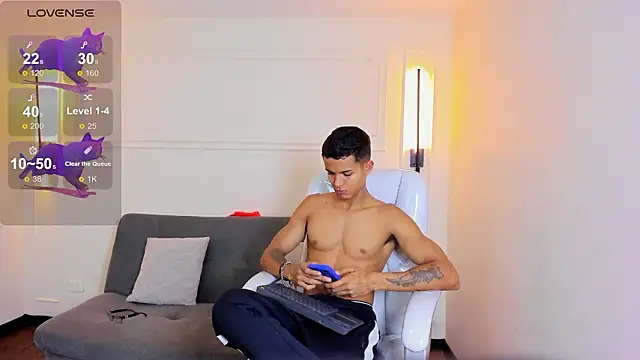 Paradise boy s online show from February 2026 05:29:01 PM