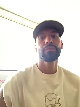 Yorby Maxx1 online show from March 2025 05:17:02 PM