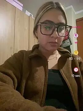 Miabonnett  online show from May 2026 01:00:02 AM
