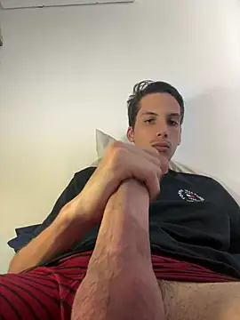 Snapshot of CamiloXx04 chatting on January 2025 09:23:02 PM CamiloXx04 online show from January 2025 09:23:02 PM