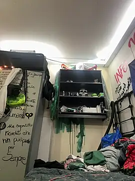 Snapshot of pervy_devil chatting on January 2025 09:56:01 AM pervy devil online show from January 2025 09:56:01 AM