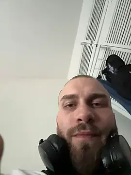 Snapshot of pervy_devil chatting on September 2025 04:44:02 PM pervy devil online show from September 2025 04:44:02 PM