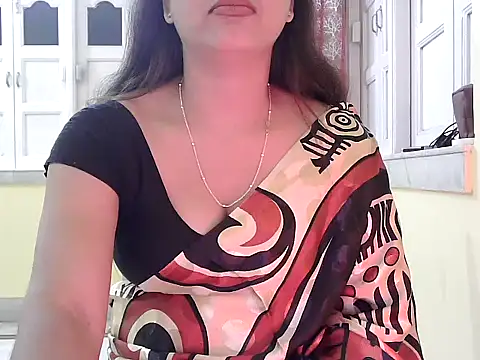 Model-Tanya online show from November 2025 05:02:01 PM