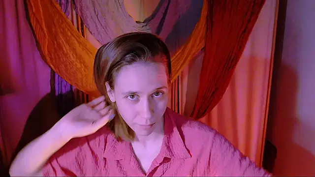 Malinax online show from November 2025 11:03:01 PM