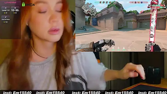 Emili1- online show from December 2024 04:29:02 PM