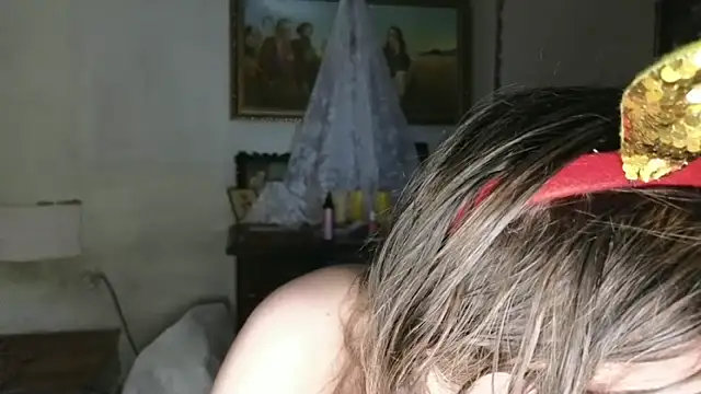 Snapshot of MAMA69LAMA chatting on December 2025 06:38:02 PM MAMA69LAMA online show from December 2025 06:38:02 PM