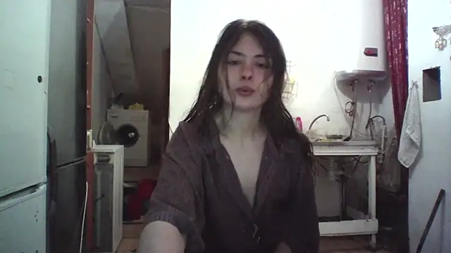 MAMA69LAMA online show from May 2026 09:46:01 PM