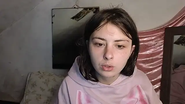 MAMA69LAMA online show from June 2026 09:14:01 PM