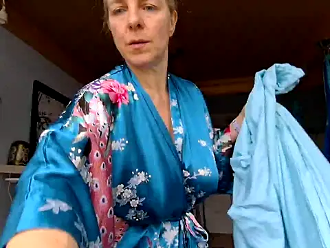 FrauleinSchmitt online show from November 2025 11:31:02 AM