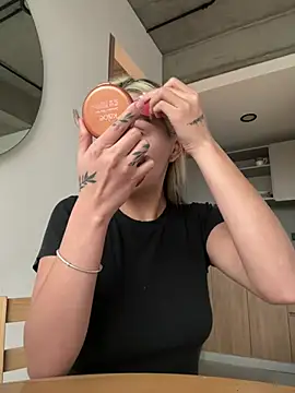 emma oxford online show from March 2026 10:48:01 PM