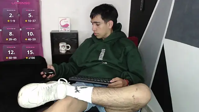 zack thunder online show from October 2025 01:06:02 PM