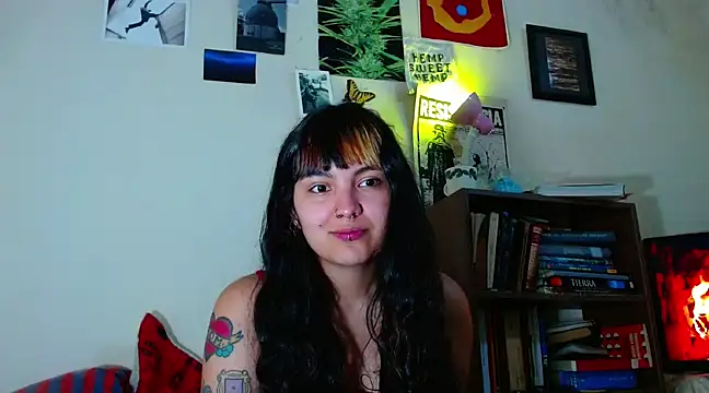 sweetiee mary online show from February 2025 04:41:02 PM