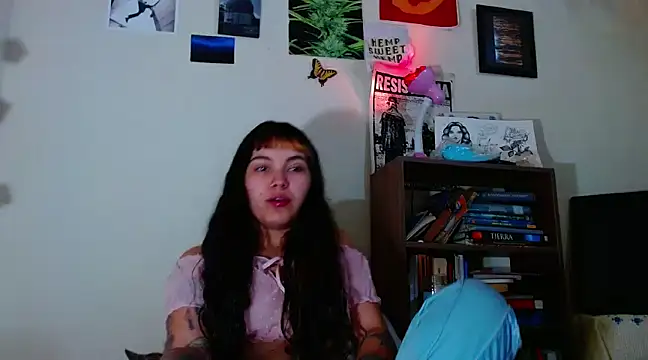 sweetiee mary online show from March 2025 01:00:02 AM