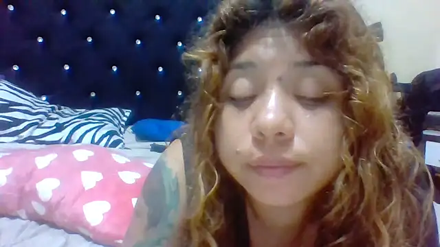 Snapshot of Jennxdolls chatting on March 2025 04:23:02 AM Jennxdolls online show from March 2025 04:23:02 AM