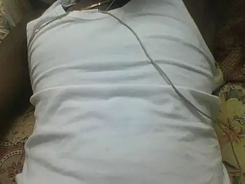 Snapshot of bas1cooks chatting on October 2025 05:08:01 PM bas1cooks online show from October 2025 05:08:01 PM