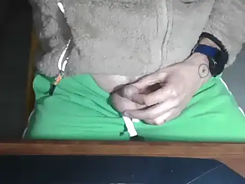 Snapshot of Adri_gard chatting on March 2025 08:32:01 PM Adri gard online show from March 2025 08:32:01 PM