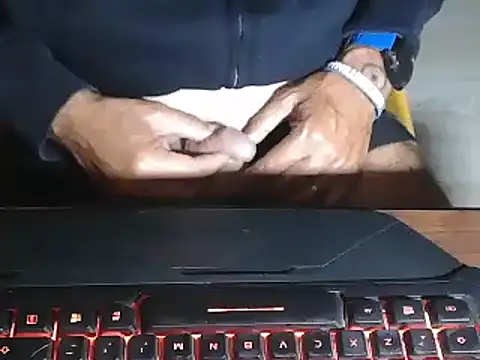 Snapshot of Adri_gard chatting on September 2025 09:49:02 PM Adri gard online show from September 2025 09:49:02 PM