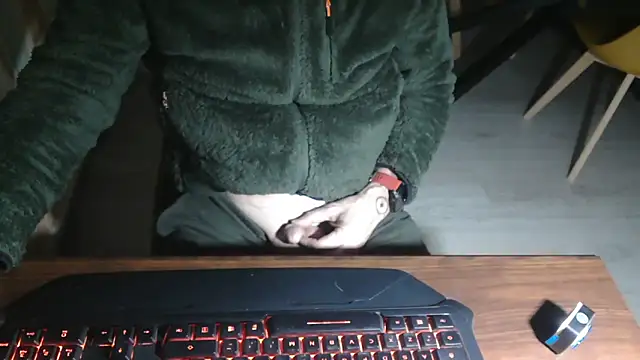 Snapshot of Adri_gard chatting on February 2026 08:56:01 PM Adri gard online show from February 2026 08:56:01 PM