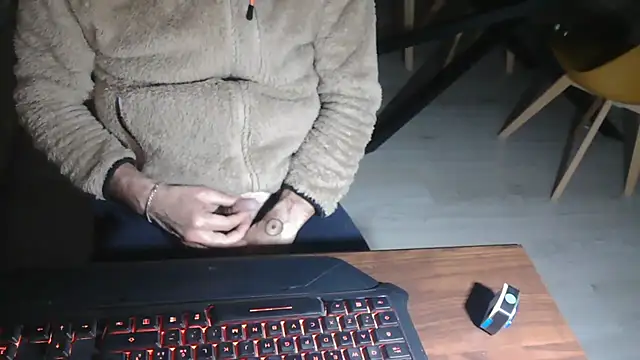 Adri gard online show from March 2026 09:31:01 PM