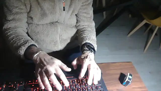 Adri gard online show from March 2026 09:36:01 PM