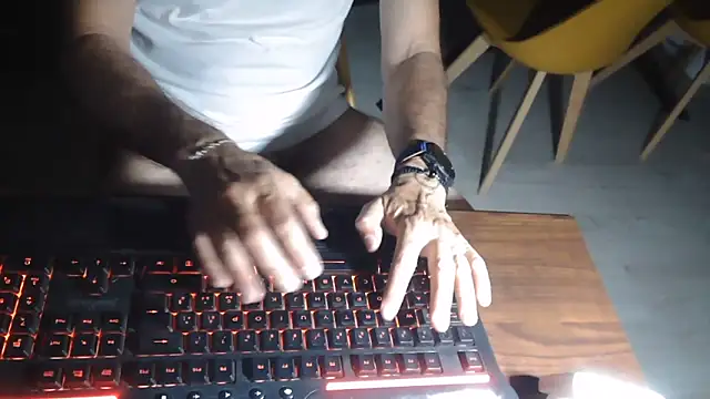 Adri gard online show from June 2026 08:32:02 PM