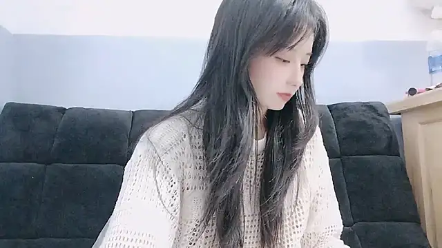 Snapshot of Nery_Asian chatting on December 2024 06:10:02 AM Nery Asian online show from December 2024 06:10:02 AM