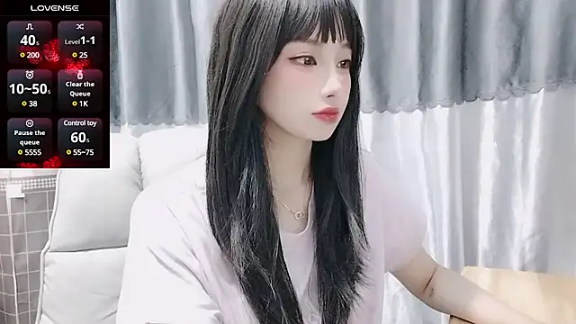 Snapshot of Nery_Asian chatting on December 2024 03:59:02 AM Nery Asian online show from December 2024 03:59:02 AM