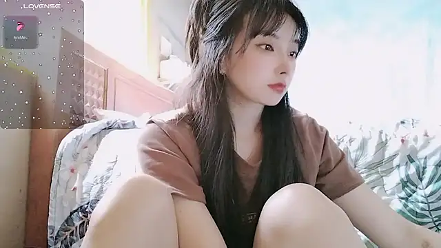 Snapshot of Nery_Asian chatting on January 2025 02:26:02 AM Nery Asian online show from January 2025 02:26:02 AM