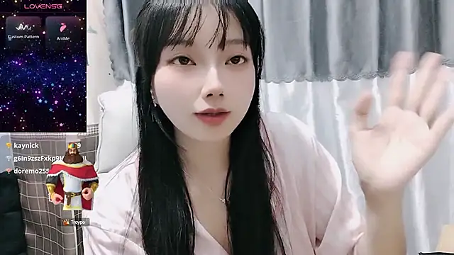 Snapshot of Nery_Asian chatting on February 2025 01:44:02 AM Nery Asian online show from February 2025 01:44:02 AM