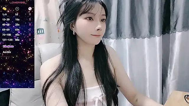 Snapshot of Nery_Asian chatting on March 2025 02:39:02 AM Nery Asian online show from March 2025 02:39:02 AM