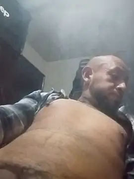 pineda1689 online show from October 2025 07:42:02 AM