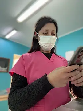 Reinacatchile online show from July 2026 09:14:02 PM
