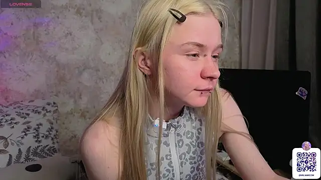 Milia Parker online show from May 2026 04:02:02 PM