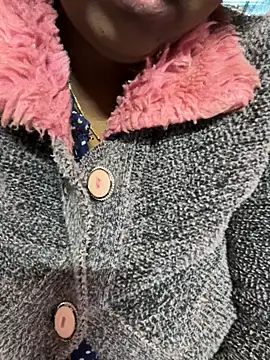 Beauty-queen online show from February 2025 04:02:01 PM