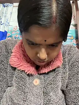 Beauty-queen online show from February 2025 10:10:01 AM