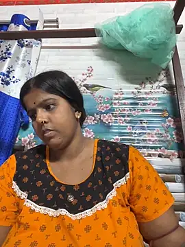 Beauty-queen online show from March 2025 10:35:01 AM