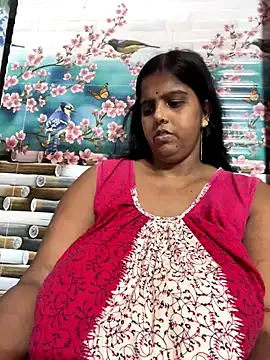 Beauty-queen online show from September 2025 10:39:01 AM