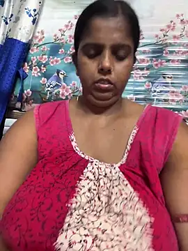 Beauty-queen online show from September 2025 11:45:02 AM