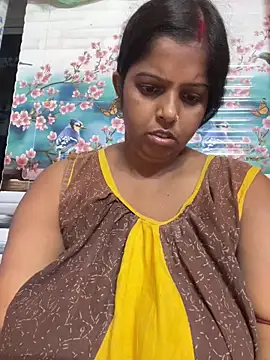 Beauty-queen online show from October 2025 11:11:01 AM