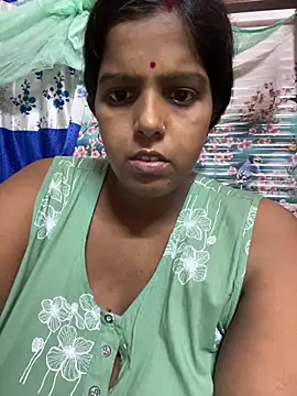 Beauty-queen online show from July 2026 01:59:01 PM