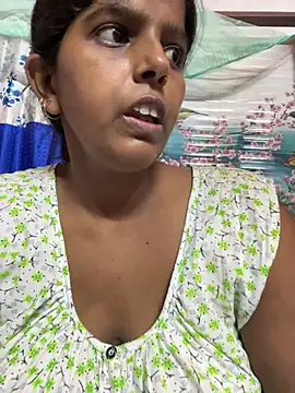 Beauty-queen online show from July 2026 03:41:01 PM