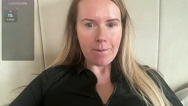 Snapshot of redheadrosie69 chatting on February 2025 10:36:02 AM redheadrosie69 online show from February 2025 10:36:02 AM