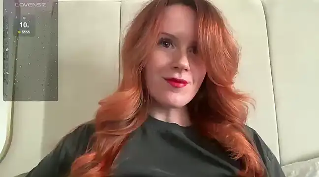Snapshot of redheadrosie69 chatting on March 2025 02:01:02 PM redheadrosie69 online show from March 2025 02:01:02 PM